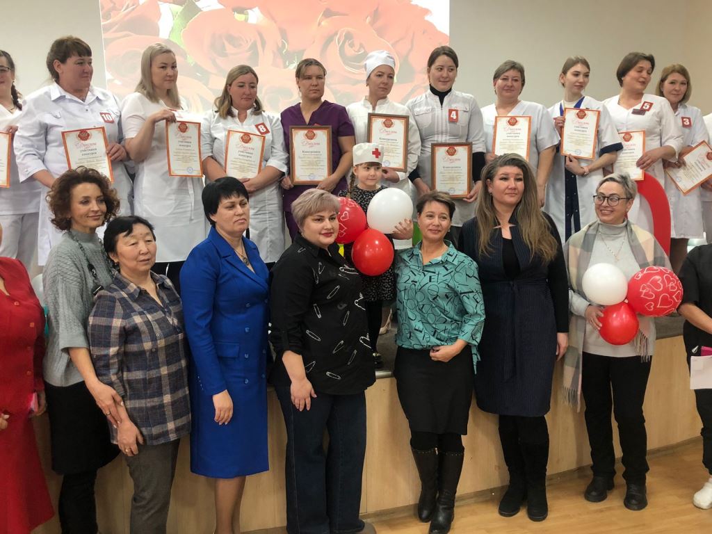 450 хиругических медсестер посетили научно - практическую конференцию
